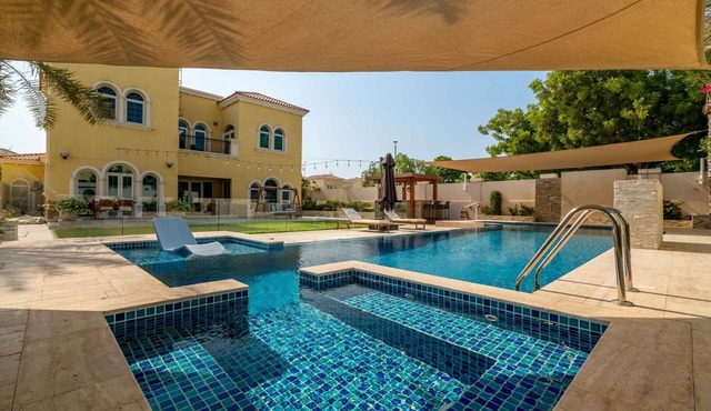 GuestReady - Peaceful Garden Villa l Pool & BBQ