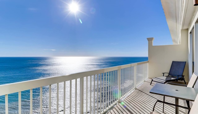 Gulf-front penthouse condo with pool, hot tub, fitness room, & beach access