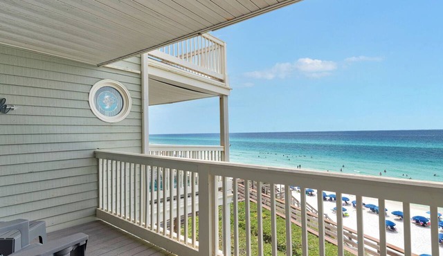 Gulf Front, Stunning Views, Great Location + Free Attraction Tickets!