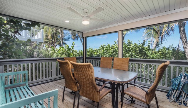 Gulf front, Three Bedroom with Sunning Deck - Sunset Captiva 04