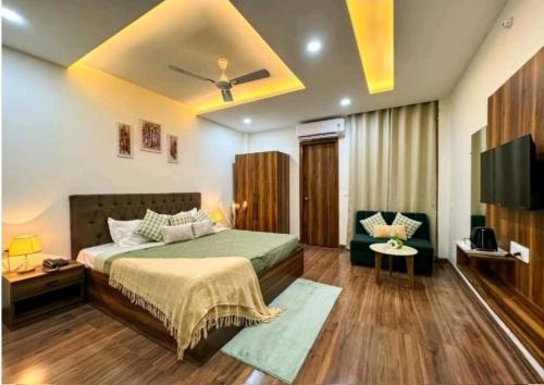 Guru Sadan A Luxe Stay