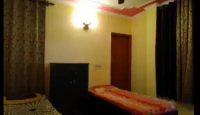 Gutloo backpackers