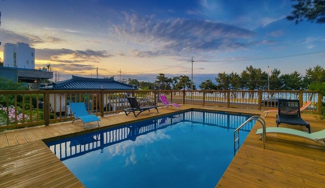 Gyeongpo Blue Beach Pension Gangneung