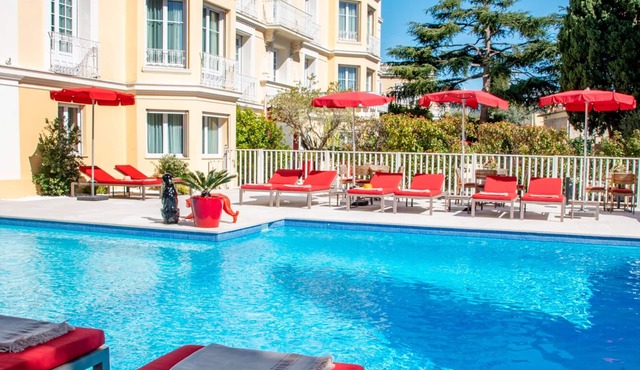 Hôtel Carlton