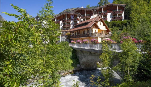 Hôtel Les Bains