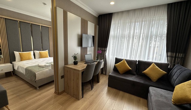 H&L Suites