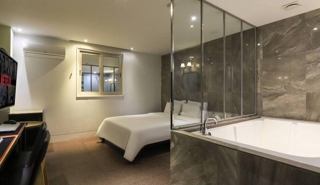 H2 Hotel