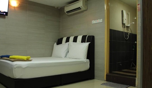 H2 - Sungai Besi Hotel