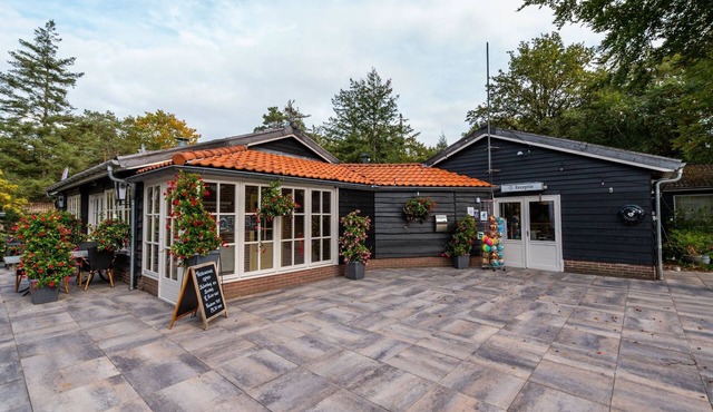 Hackfort Hottub by Interhome