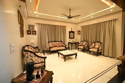 Hadendra Residences
