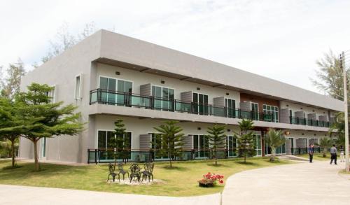 Hadthong Resort