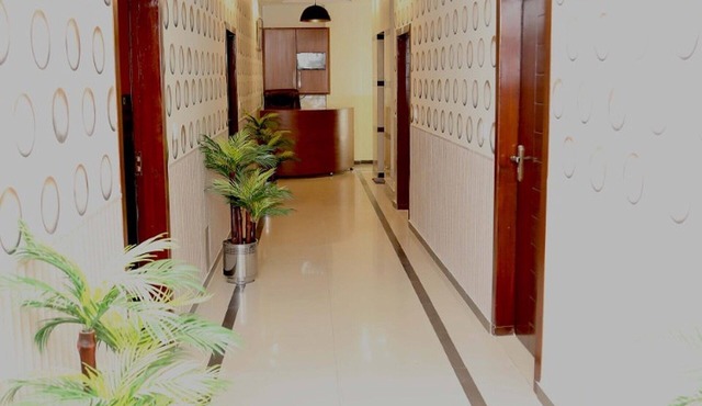 Hak Mall Suites