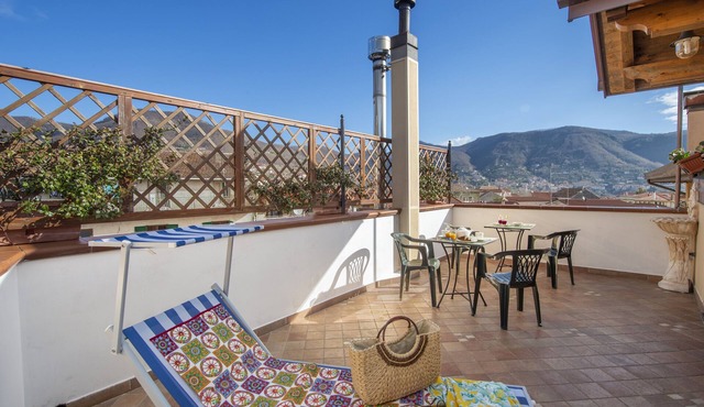 Hakuna Matata between Paths, penthouse with terrace