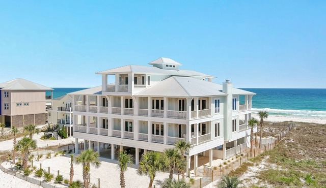 Halekai III by GSVR | Amazing Newly Renovated Beachfront w Private Pool + Hot Tub!