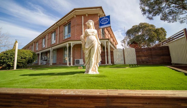 Hamilton's Queanbeyan Motel