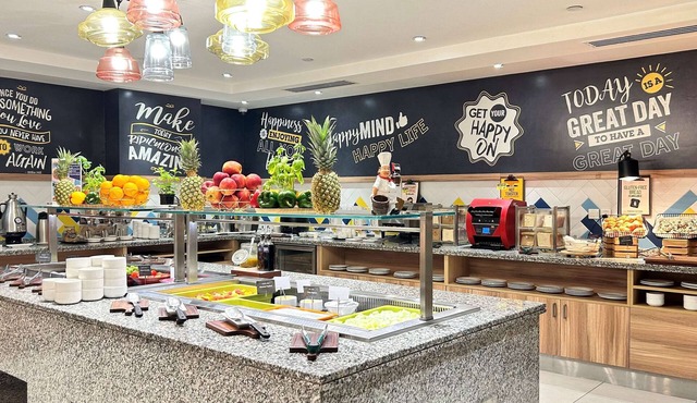 Hampton by Hilton Dubai Al Barsha