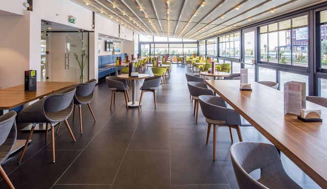 Hampton by Hilton Istanbul Kurtkoy
