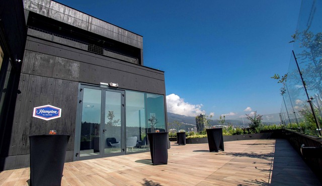 Hampton By Hilton Quito La Carolina Park