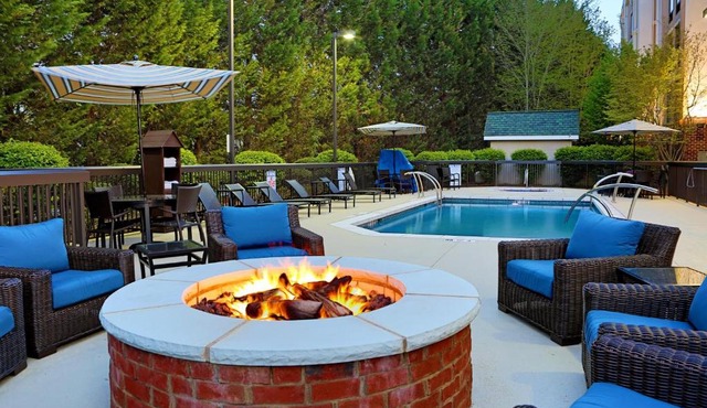 Hampton Inn and Suites Asheville Airport
