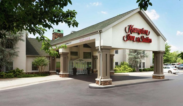 Hampton Inn and Suites Springdale