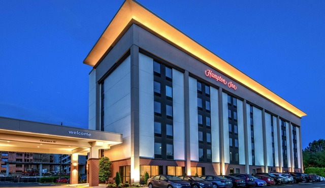 Hampton Inn Charlotte - University Place