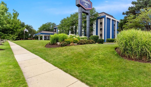 Hampton Inn Chicago-Naperville