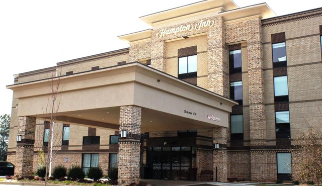 Hampton Inn Forsyth