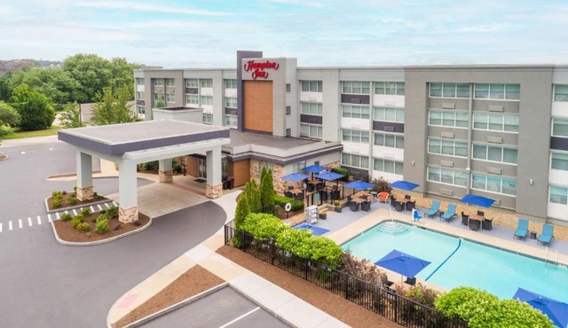 Hampton Inn Manchester Downtown