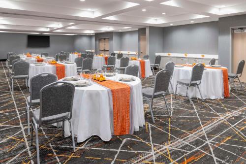 Hampton Inn Olathe