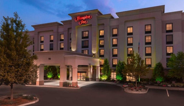 Hampton Inn Springfield South Enfield