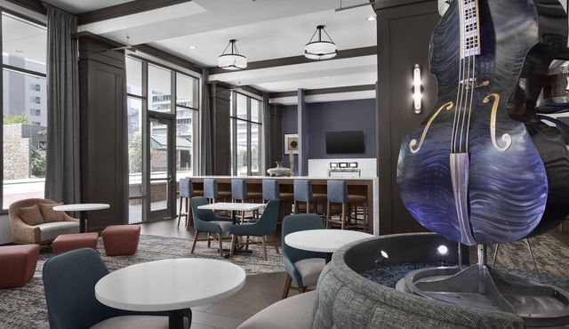 Hampton Inn & Suites Austin @ The University/Capitol