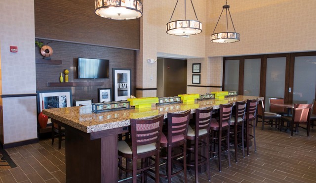 Hampton Inn & Suites Bismarck Northwest