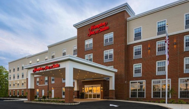 Hampton Inn & Suites Bridgewater, NJ
