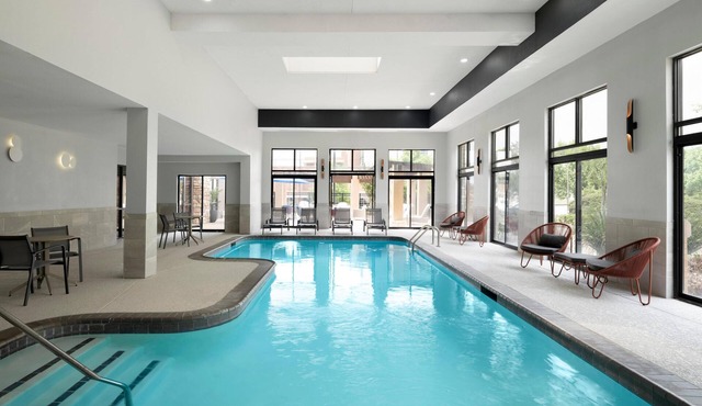 Hampton Inn & Suites Dallas-DFW ARPT W-SH 183 Hurst