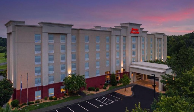 Hampton Inn & Suites Durham North I-85