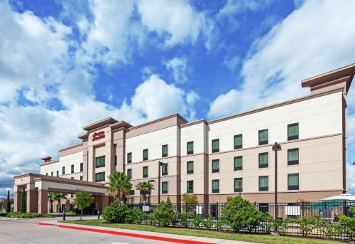 Hampton Inn & Suites Houston North IAH, TX