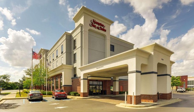 Hampton Inn & Suites Indianapolis-Airport