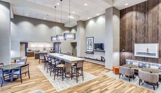 Hampton Inn & Suites Kittery-Portsmouth