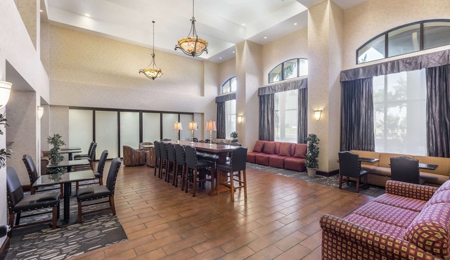 Hampton Inn & Suites Lodi