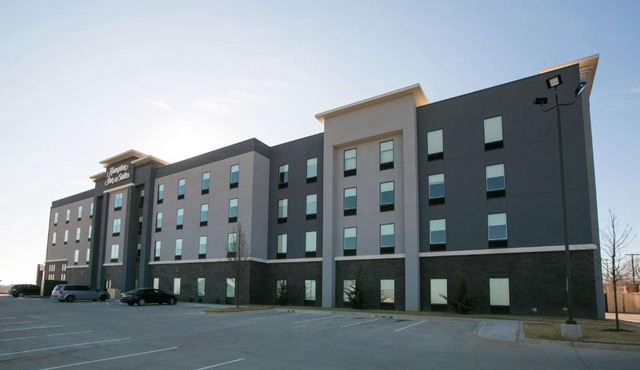 Hampton Inn & Suites Stroud