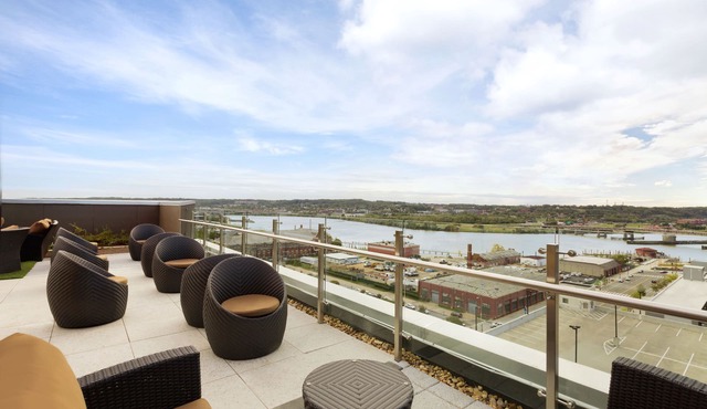 Hampton Inn & Suites Washington DC-Navy Yard