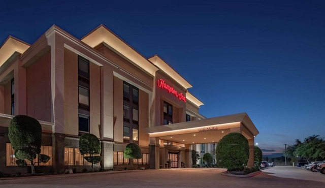 Hampton Inn Waco North