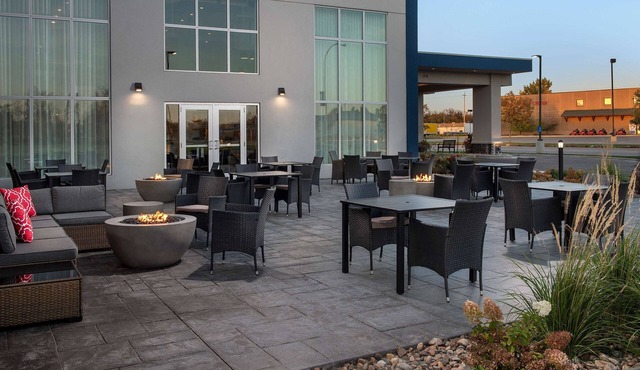 Hampton Inn Warroad, MN