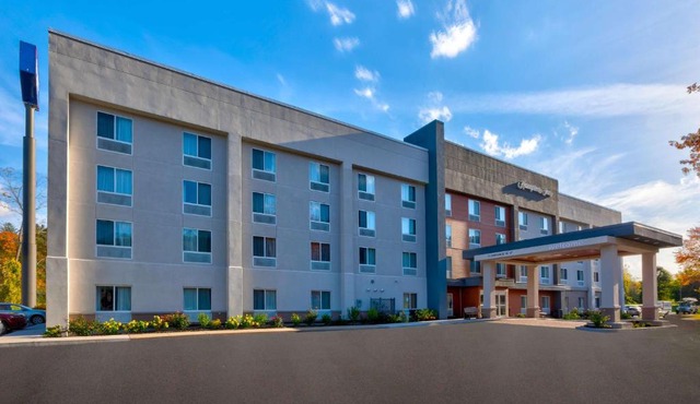 Hampton Inn Waterbury