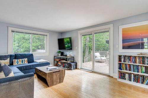 Hamptons Vacation Rental w/Saltwater Pool