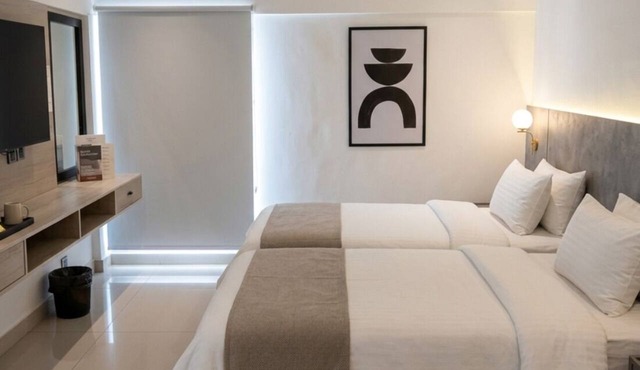 Hamsun Superior Double Hotel Room Clifton Karachi