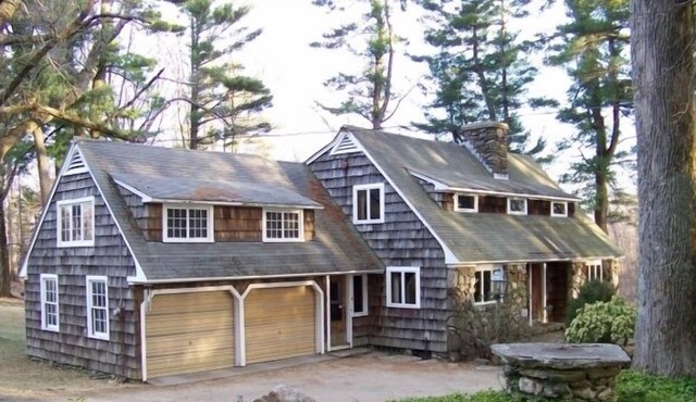 Handcrafted New England Cape, Private Grounds, Perfect Family Retreat, Worc10min