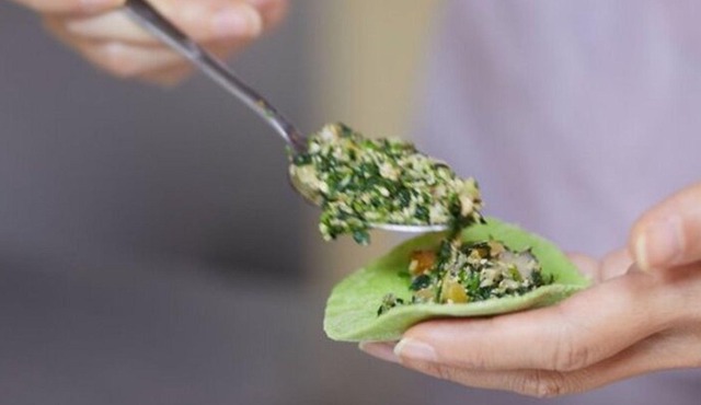 Hands-on Veggie Dumpling Workshop in Shanghai