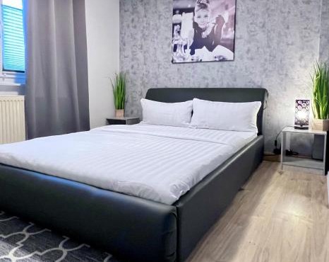 Handwerkerwohnung Nova 1 mit Balkon und eigenem separaten Bad