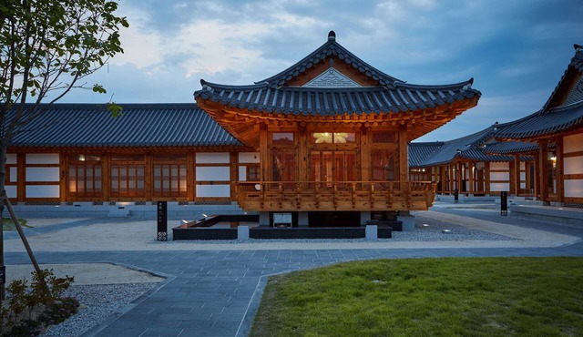 Hanok stay NAMWONYECHON
